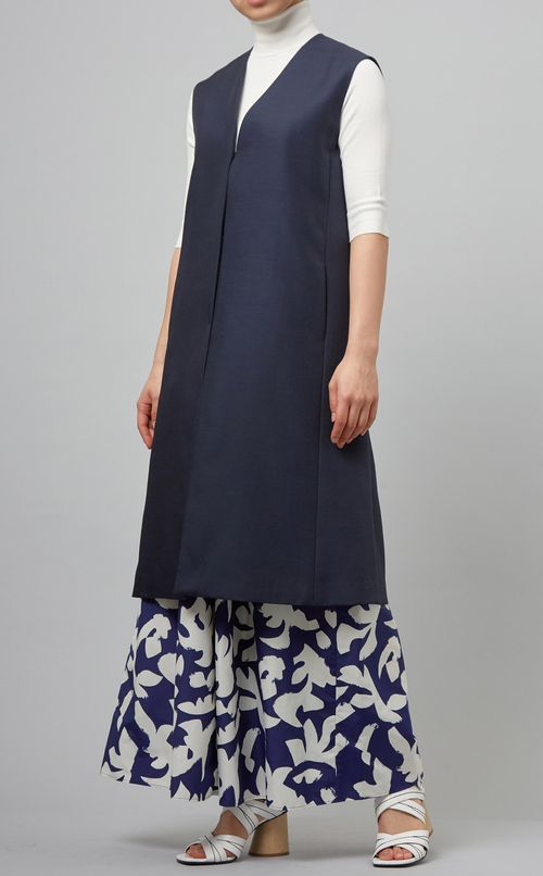 ウール混Vネックロングジレ