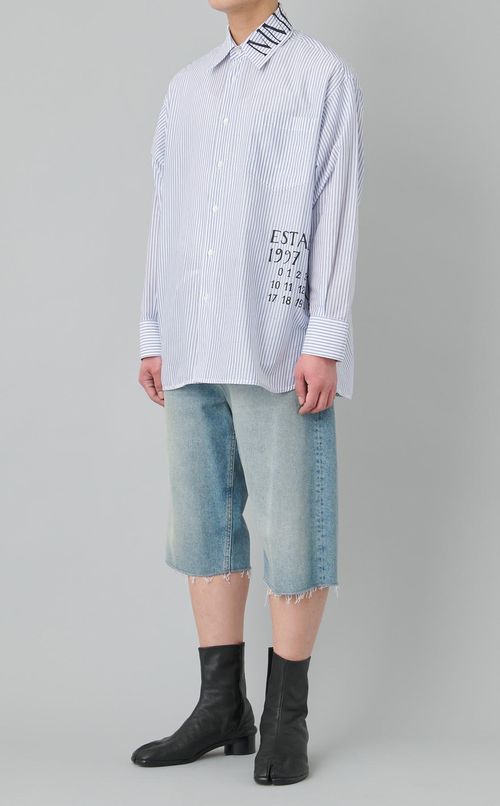 ロゴデザインシャツ