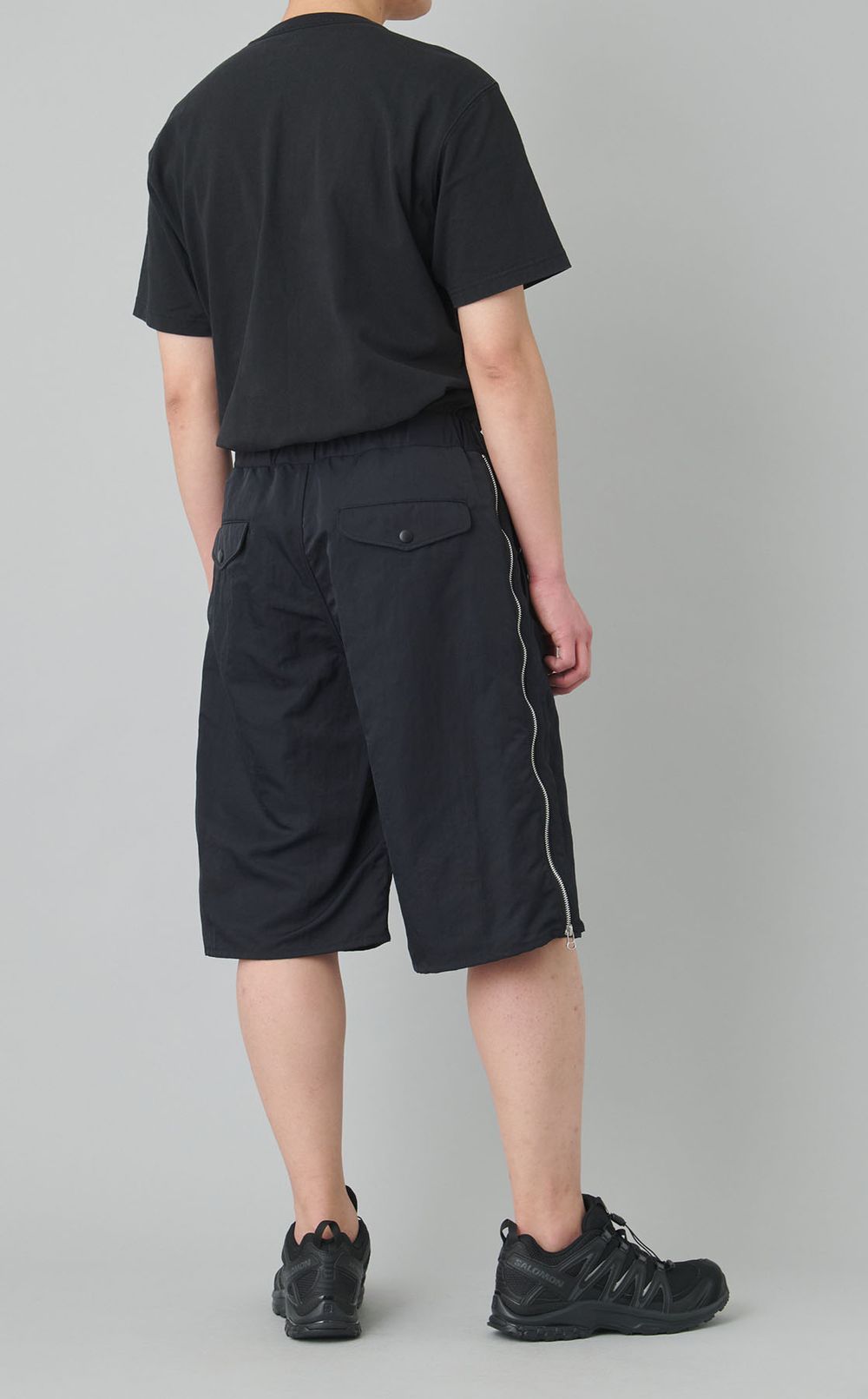 ナイロンジップショートパンツ