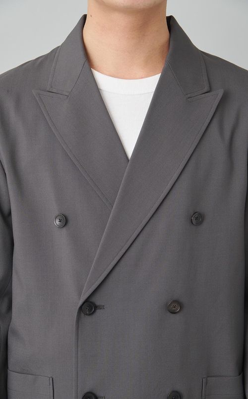 ダブルボタンウールジャケット