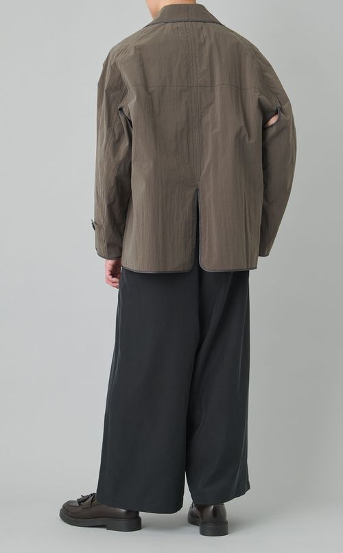 ライトナイロンパイピングジャケット