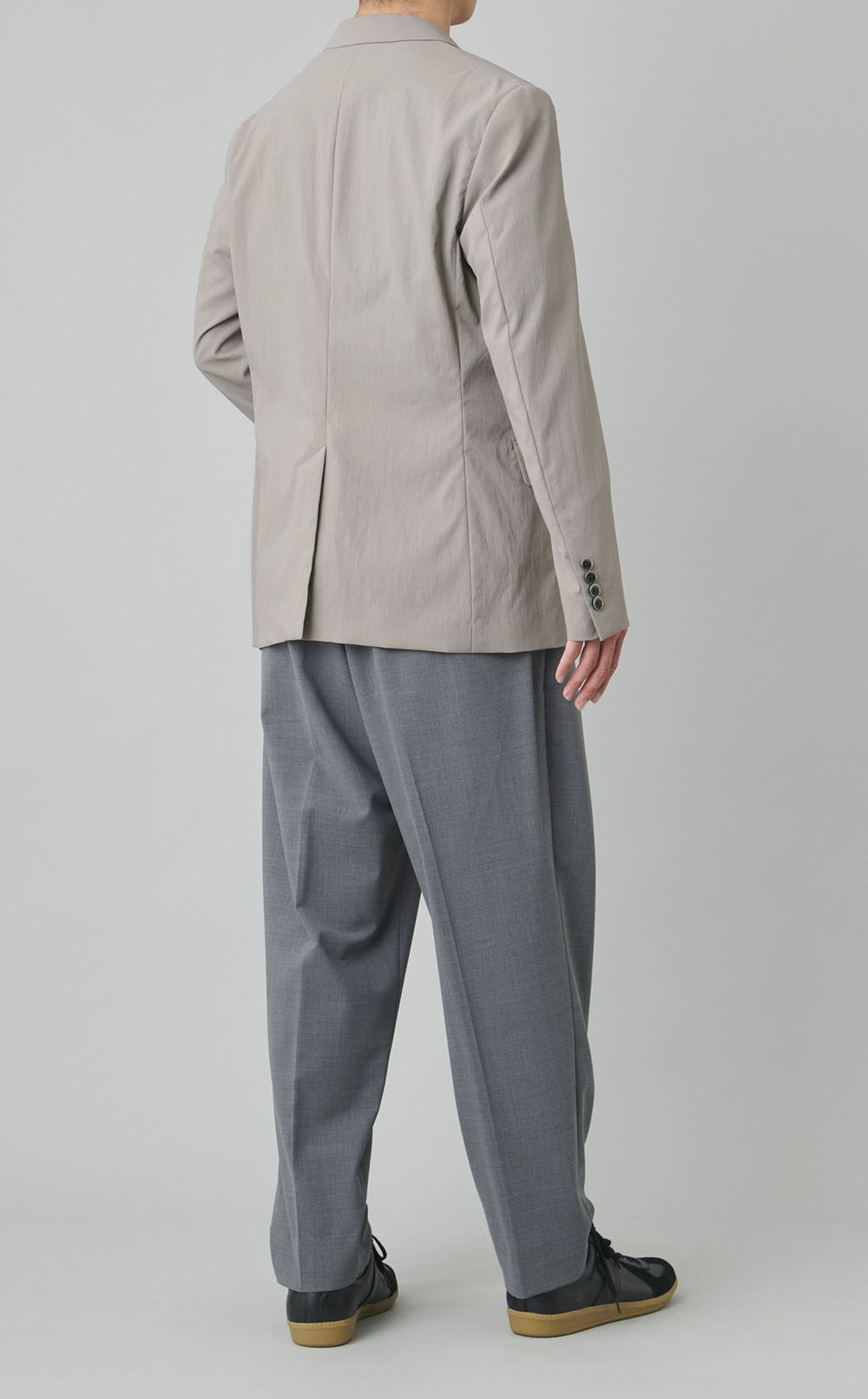 ナイロンストレッチジャケット