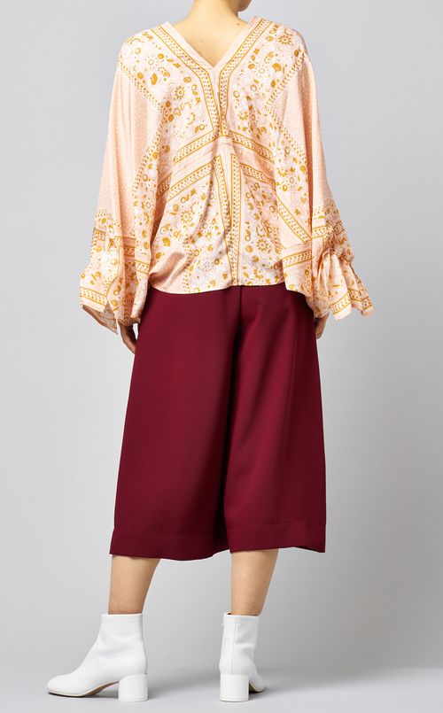 ボリュームスリーブプルオーバー