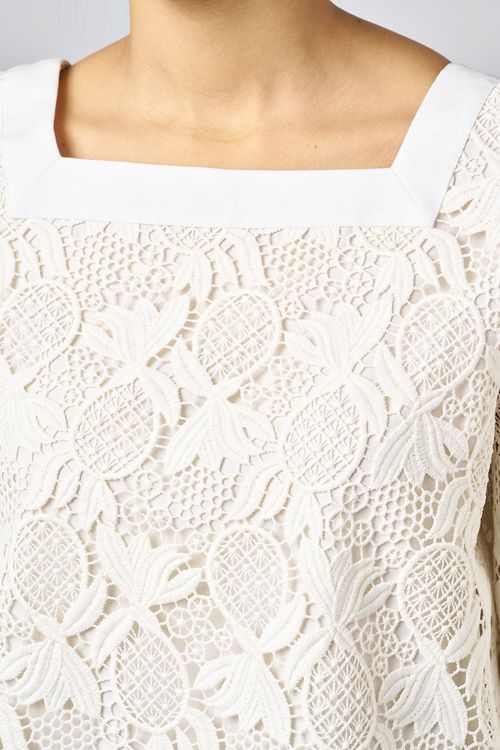 レースプルオーバー