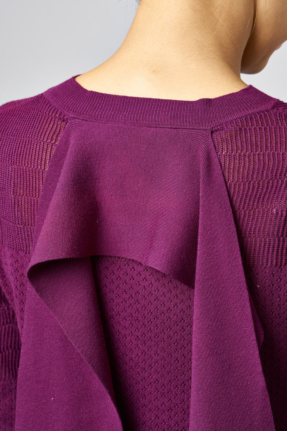 ボウタイニットプルオーバー