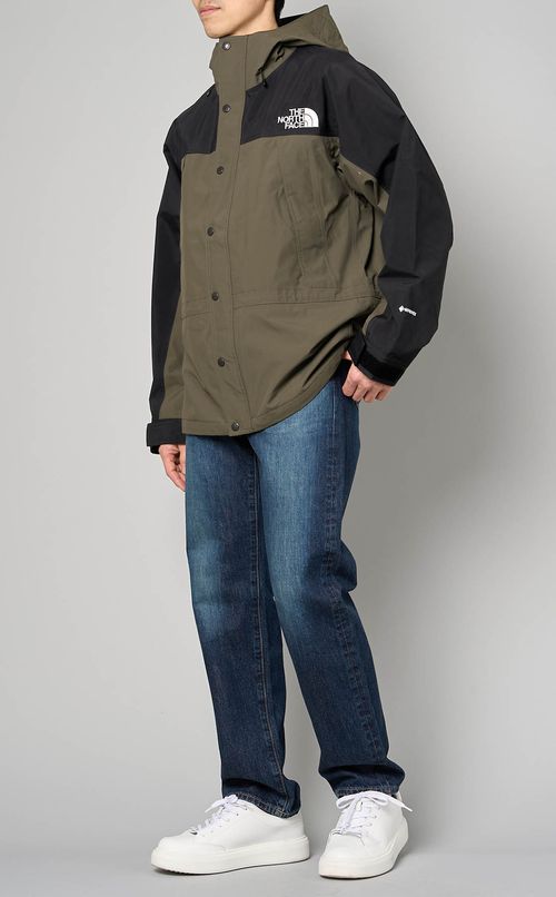 マウンテンライトジャケット