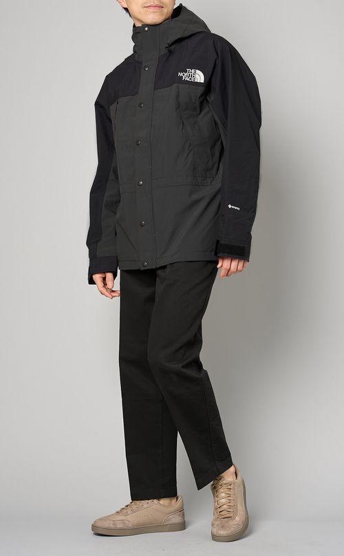 マウンテンライトジャケット