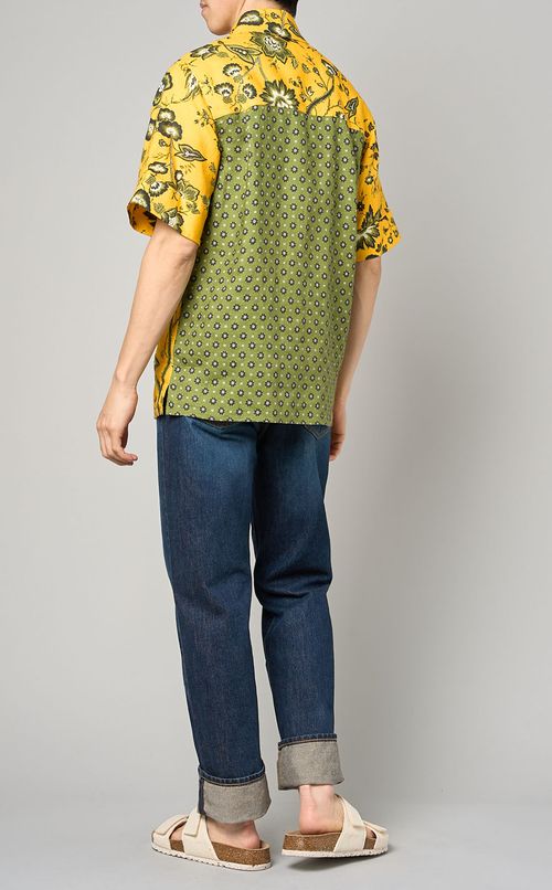 フラワープリントハーフスリーブシャツ