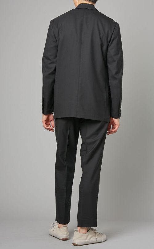 テーラードジャケット