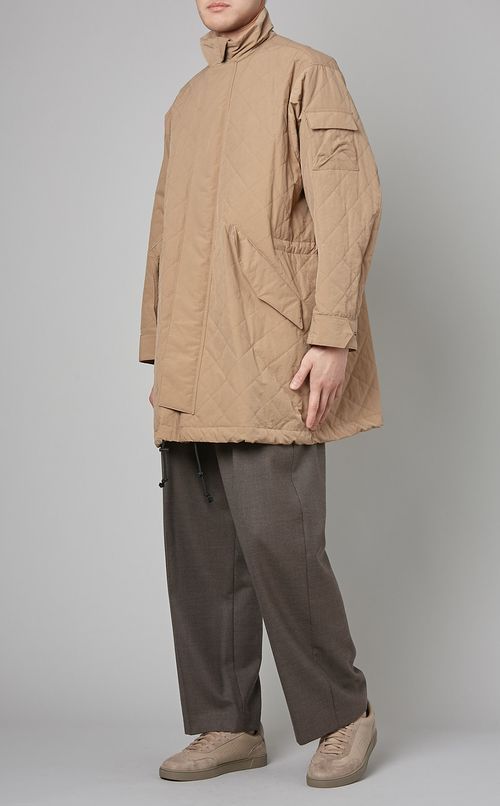 キルティングナイロンスタンドコート