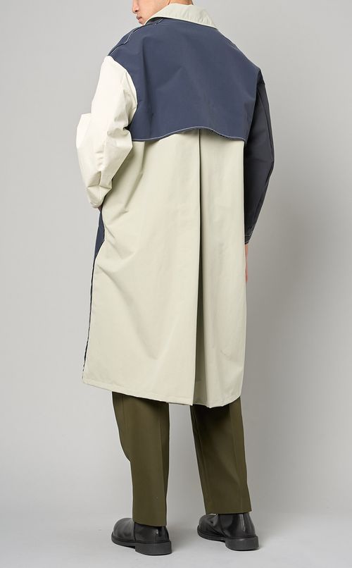 バイカラーナイロントレンチコート