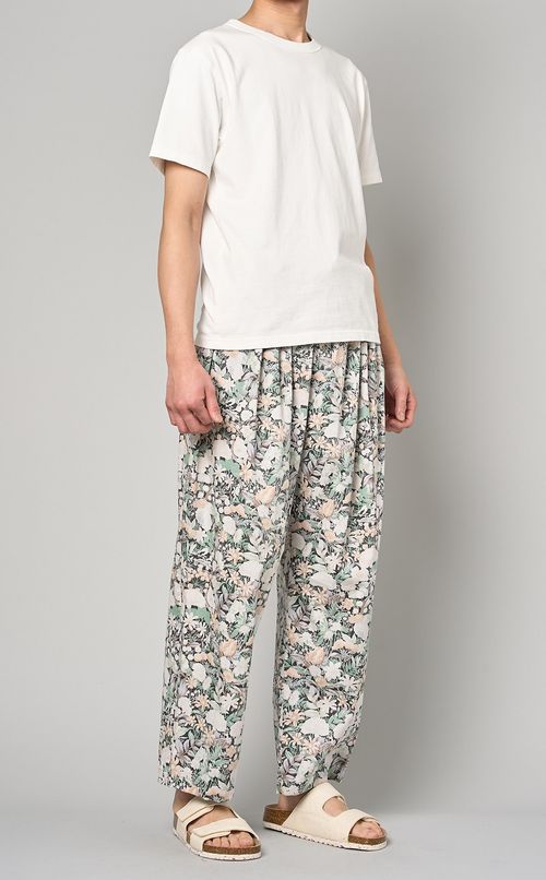 ボタニカルプリントギャザーパンツ