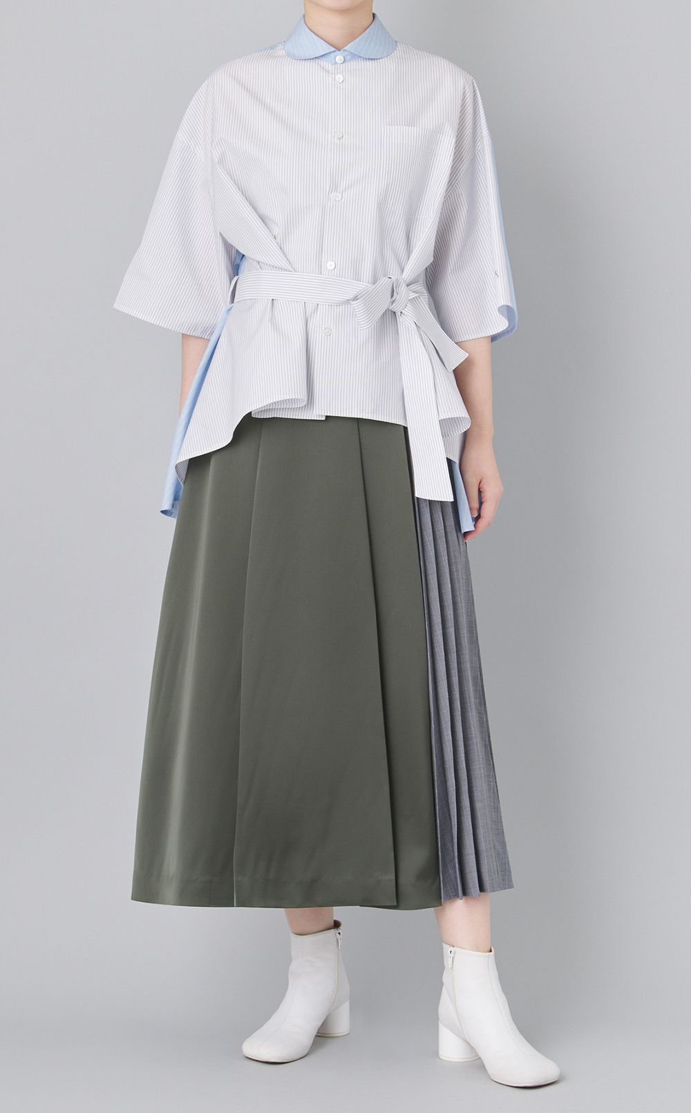 ストライプフレアベルテッドブラウス