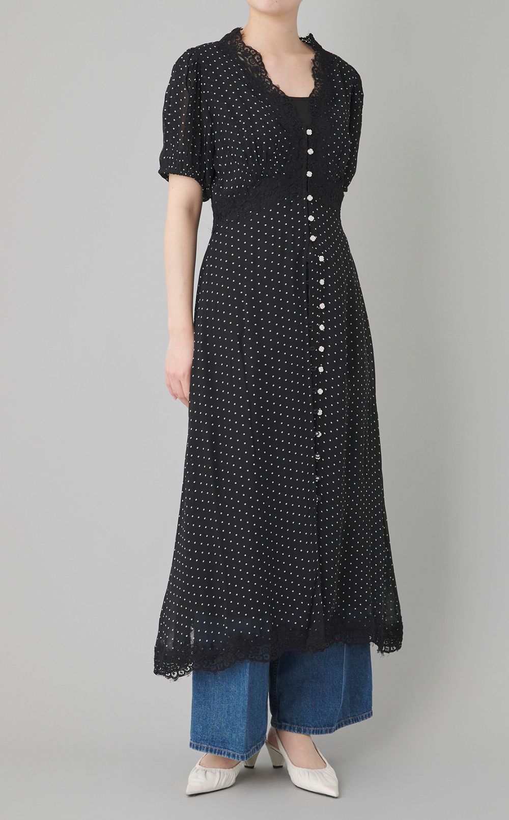 ドットレースVネックワンピース