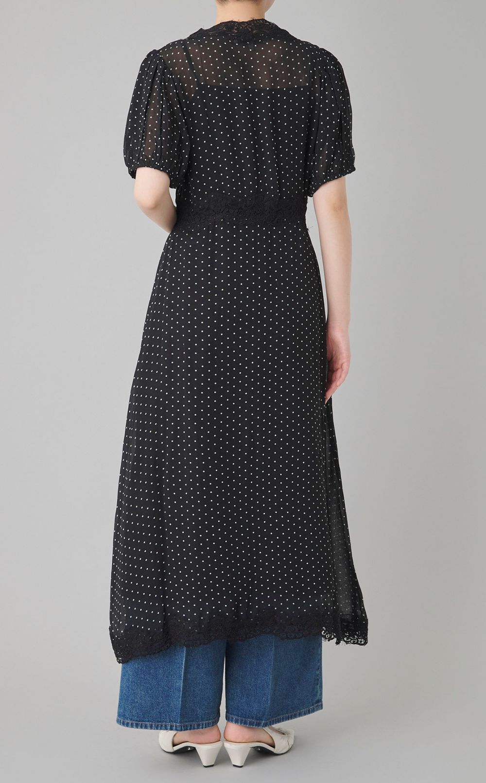 ドットレースVネックワンピース