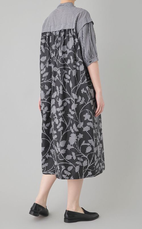 フラワーチェックボリュームワンピース