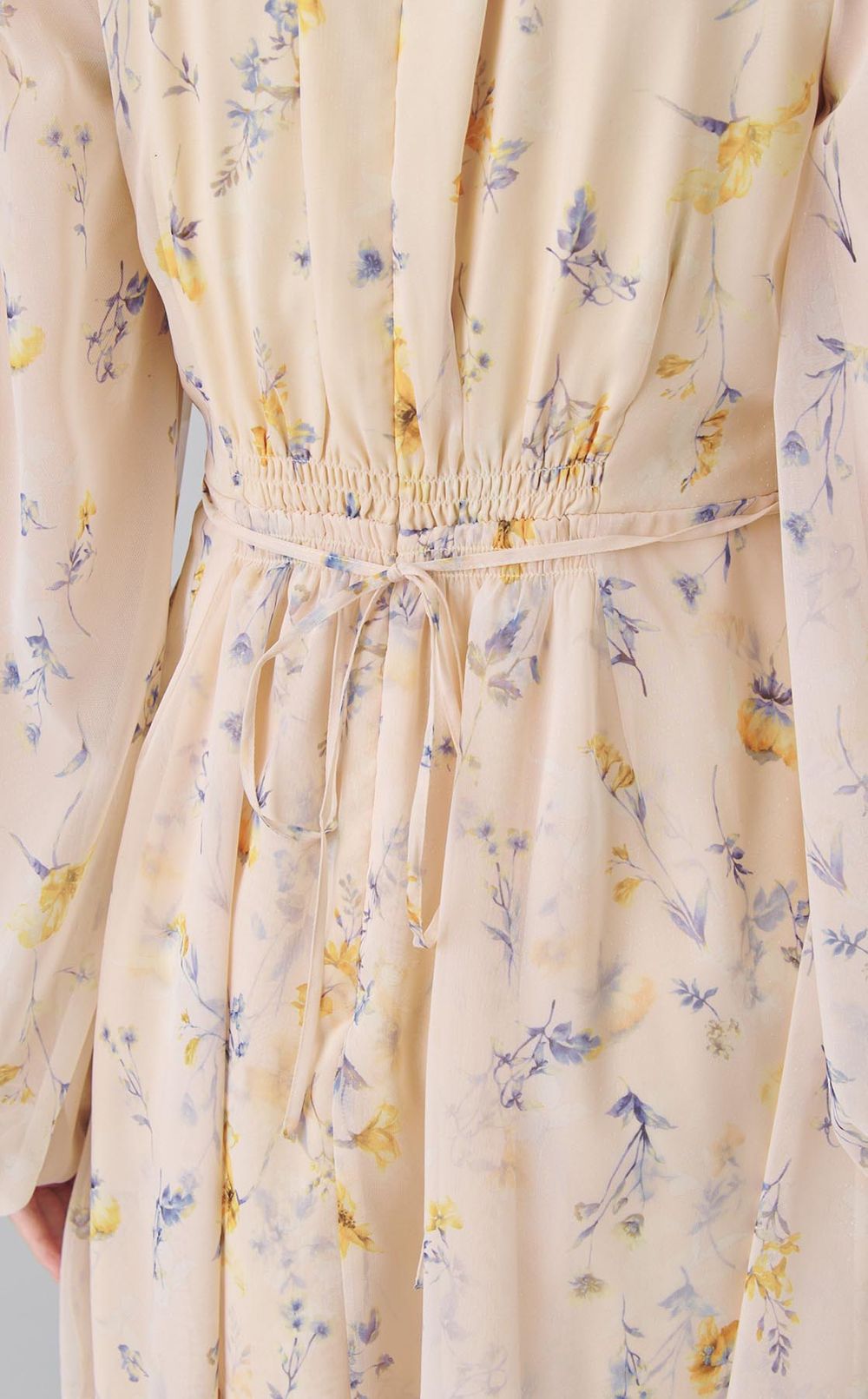 オフショルダーテーラードワンピース