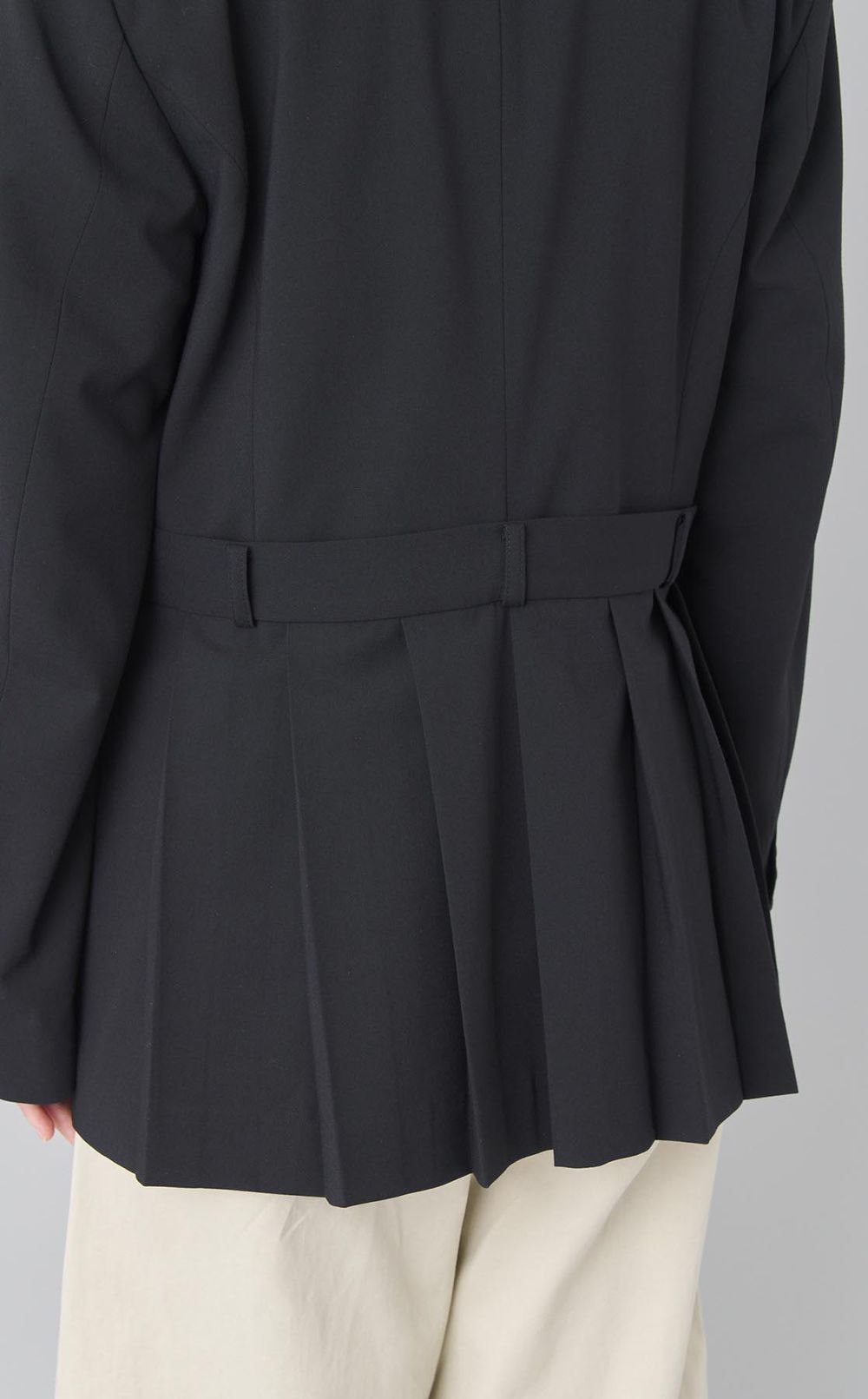 マルチウェイジャケット