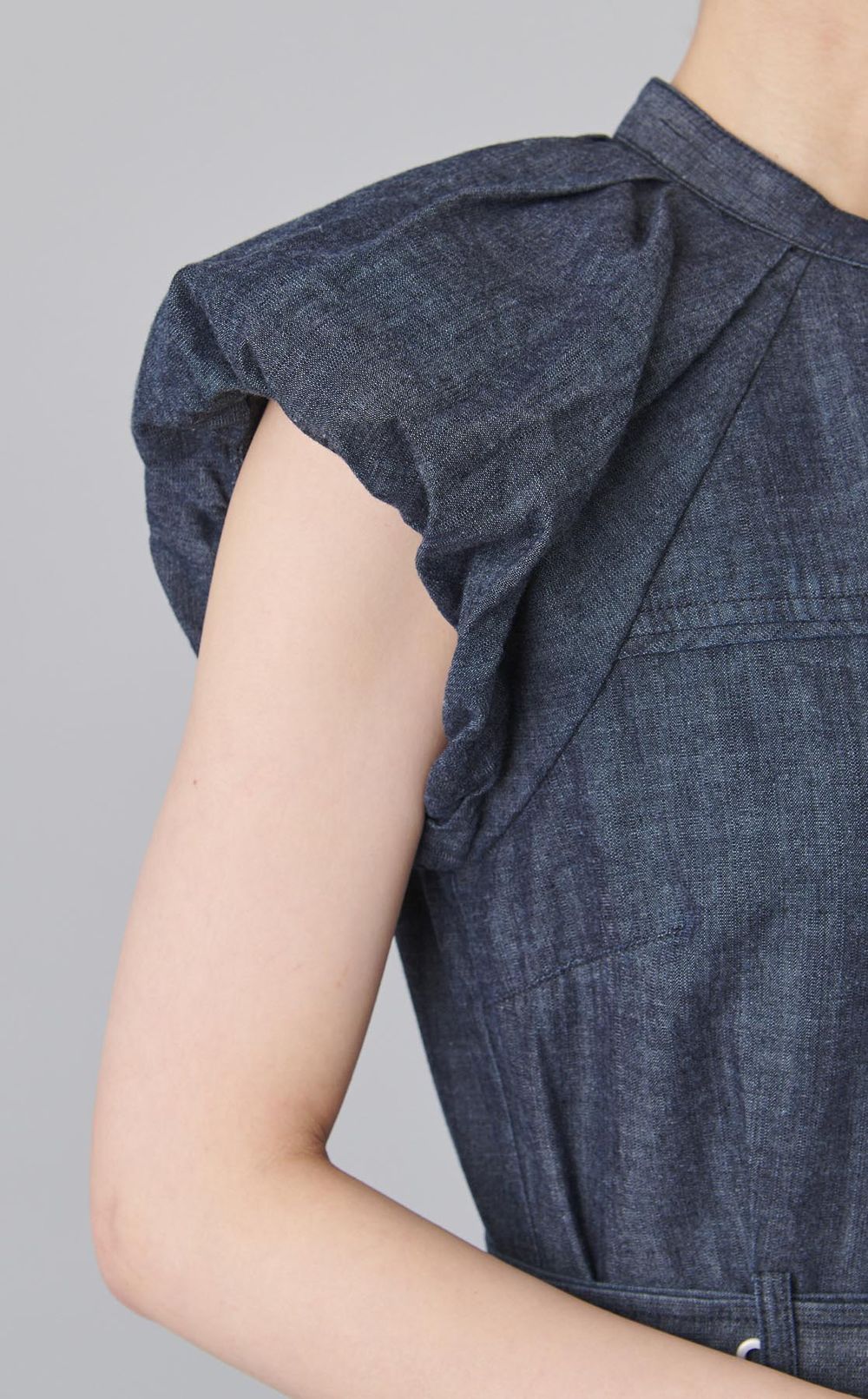 シャンブレーパフスリーブワンピース