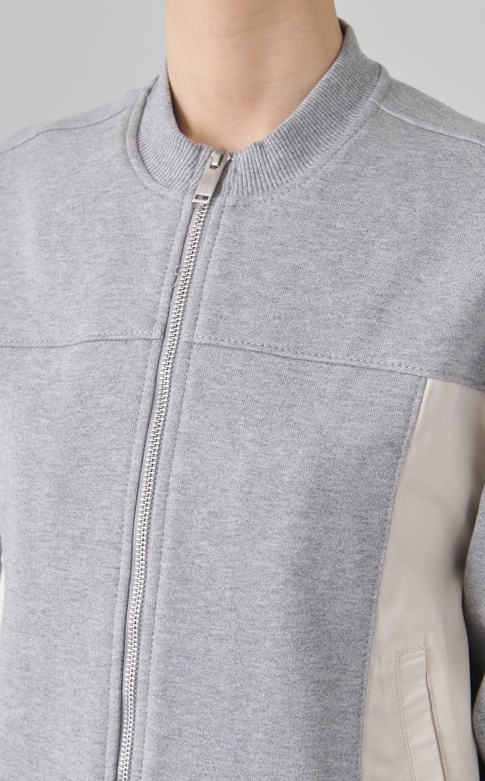 切替スウェットハイネックブルゾン