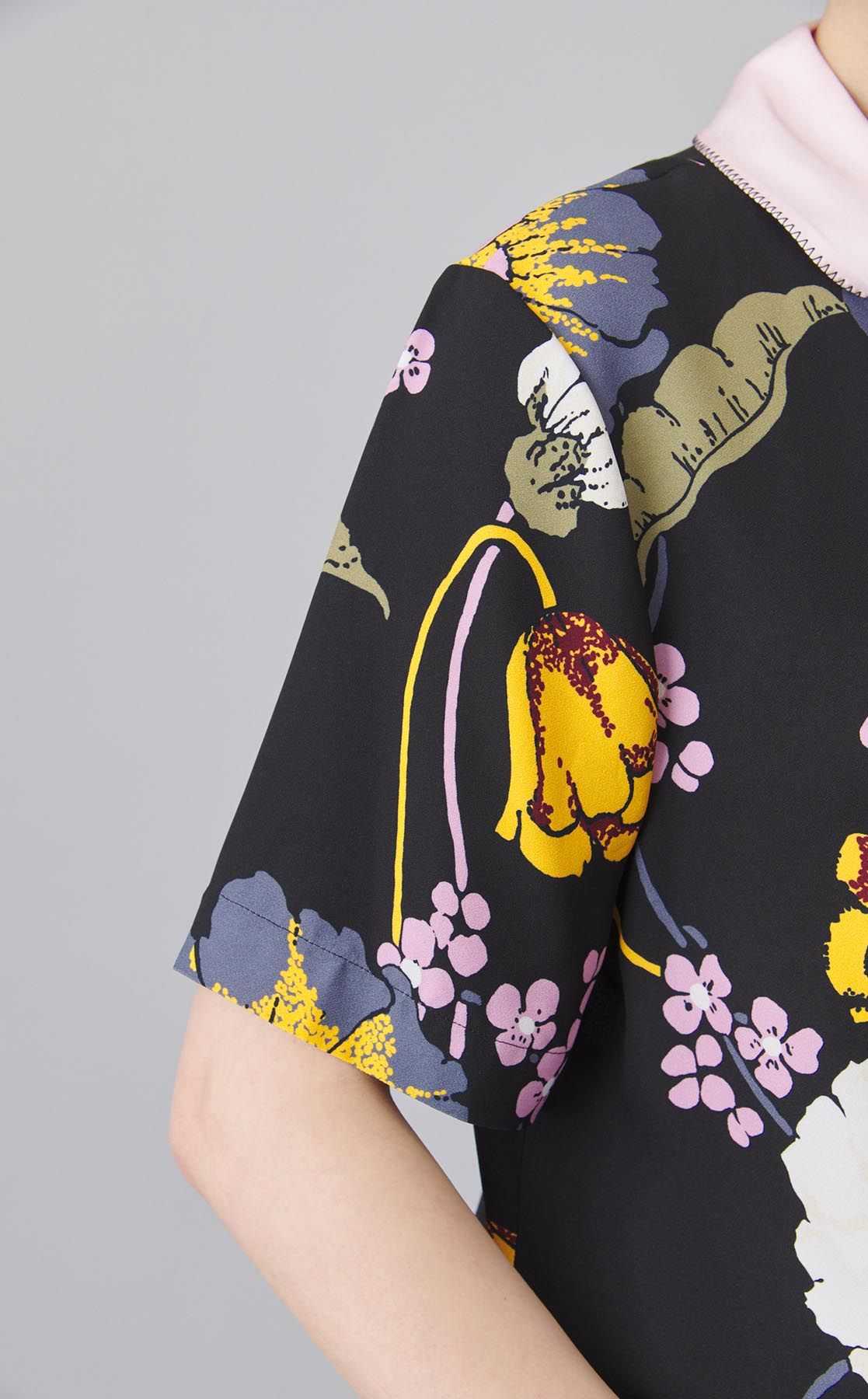 MARNI｜レトロフラワープリントボウタイブラウス