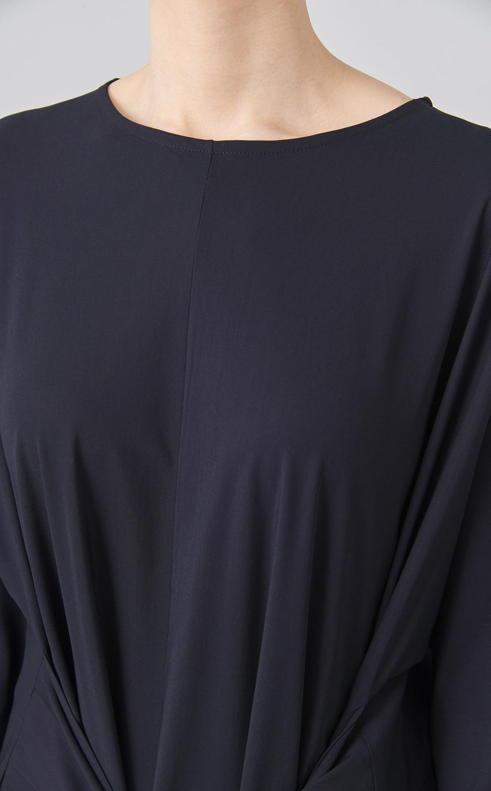 グローブタイフロントミディワンピース