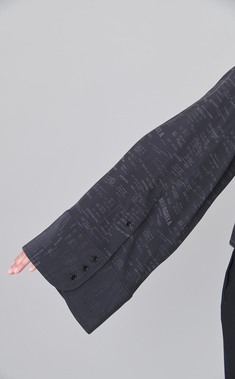 2wayスリーブロゴプリントシャツ