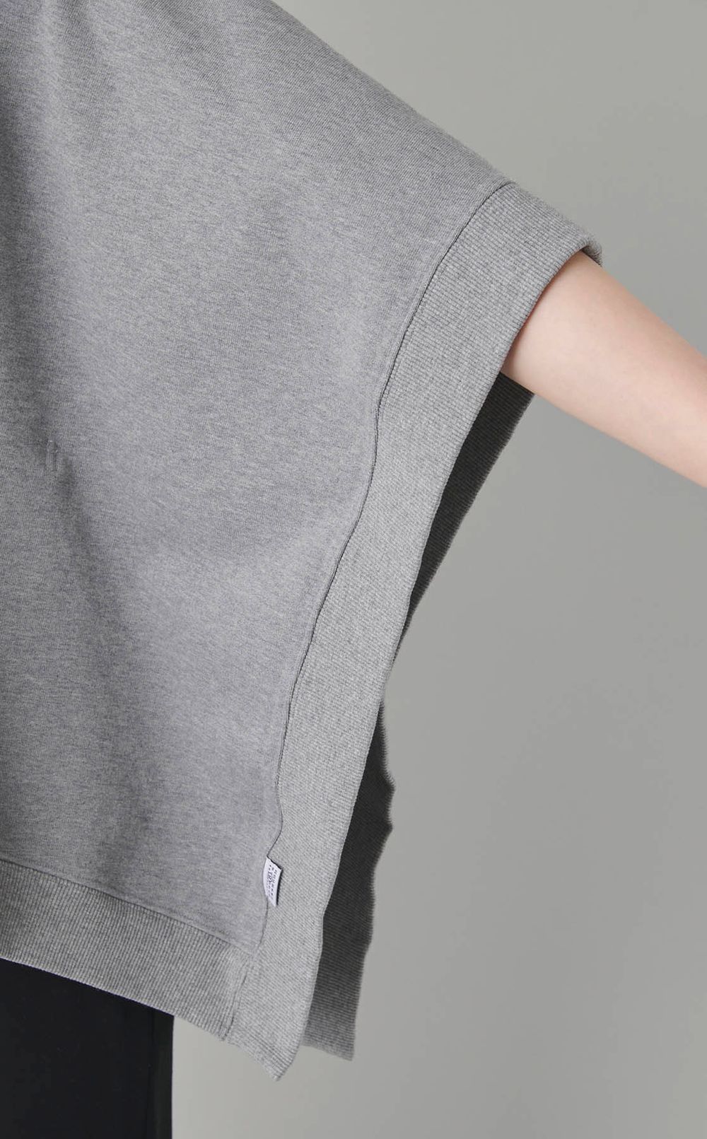 ワイドスリーブスウェットプルオーバー