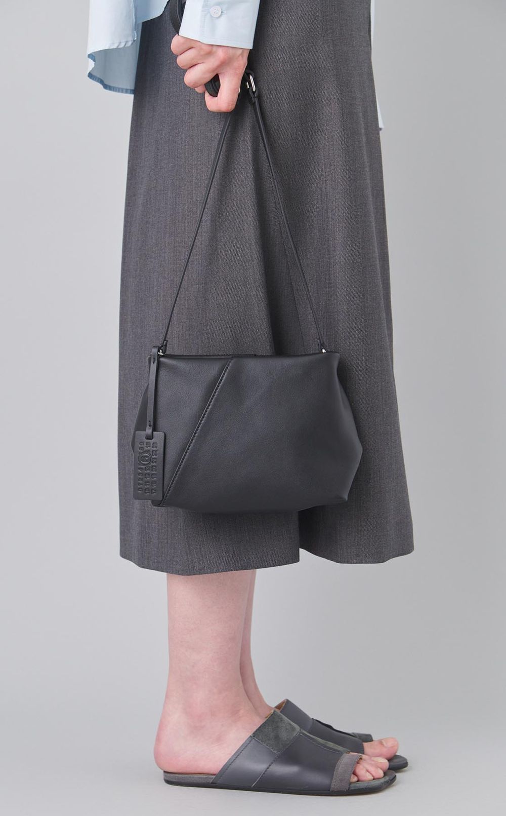 ソフトレザーミニショルダーバッグ