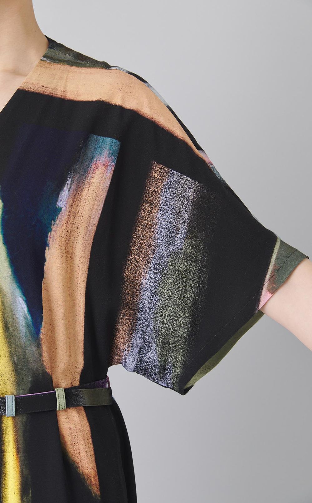 マルチストライプベルテッドワンピース