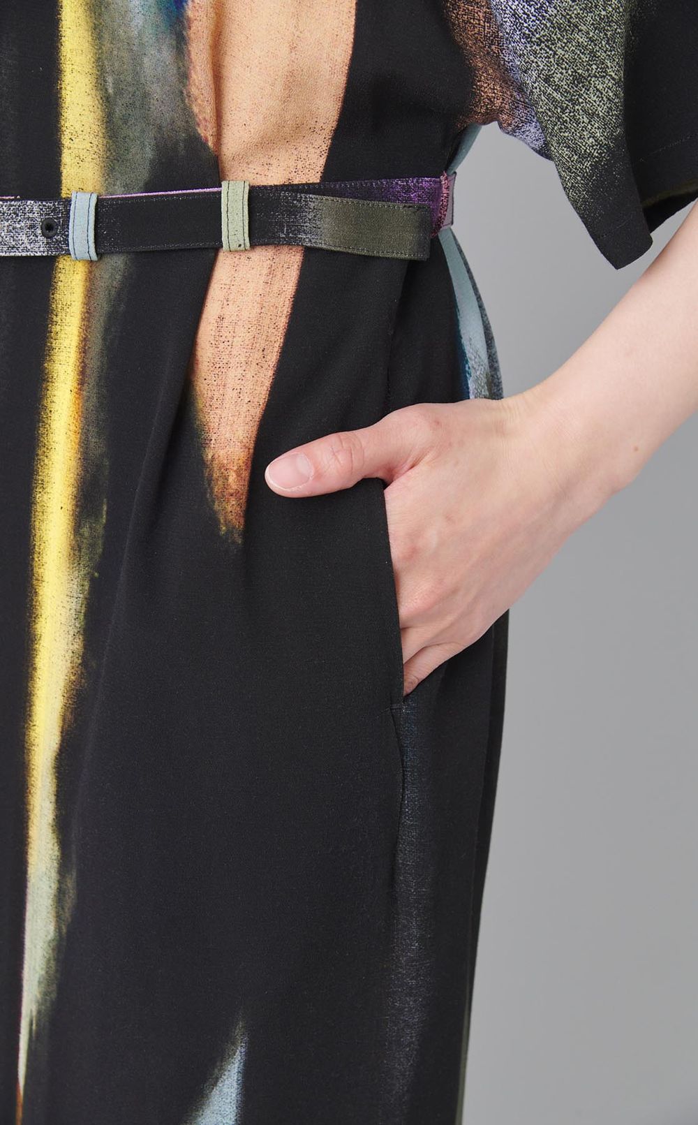 マルチストライプベルテッドワンピース