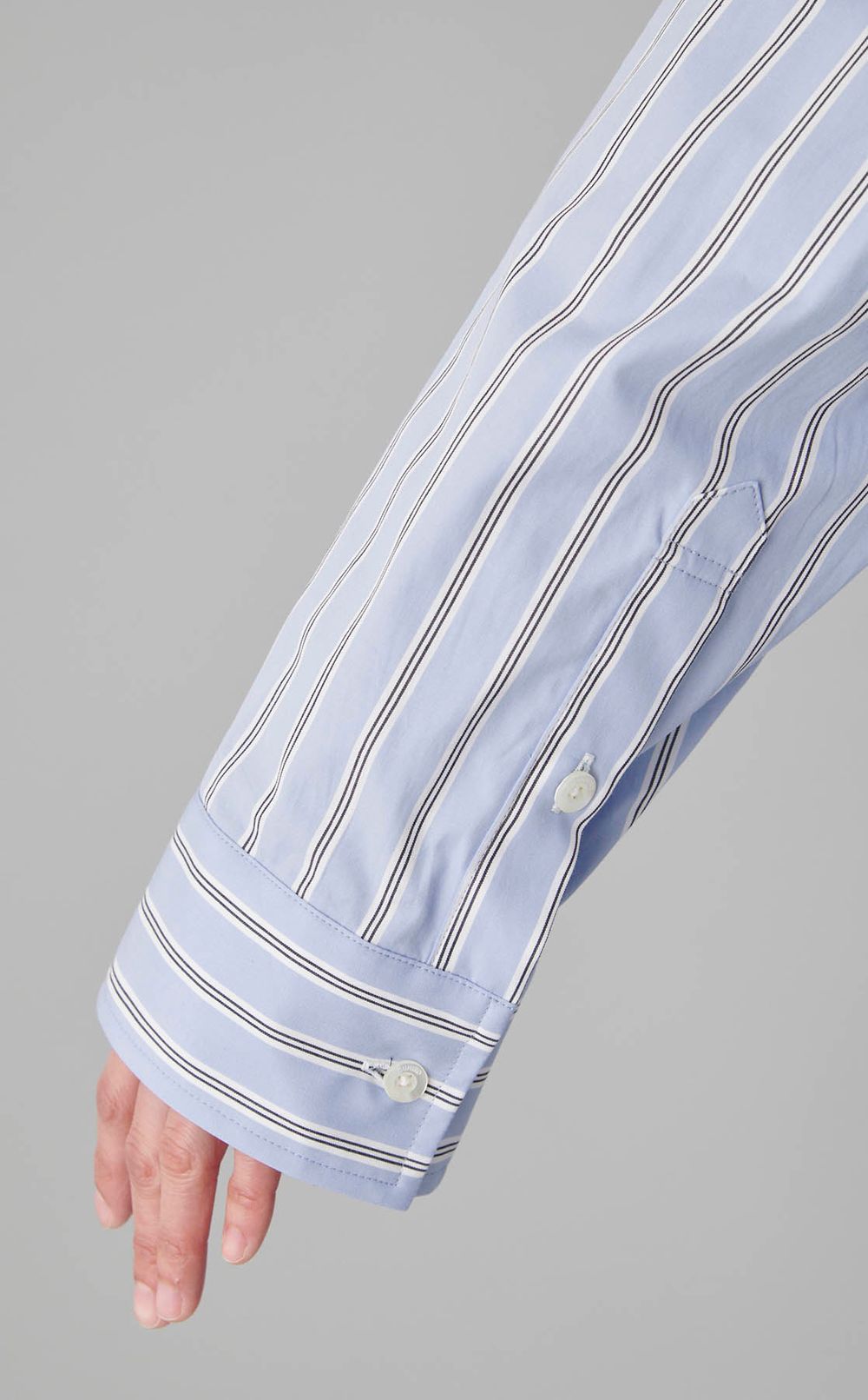 レイヤードストライプシャツトップス