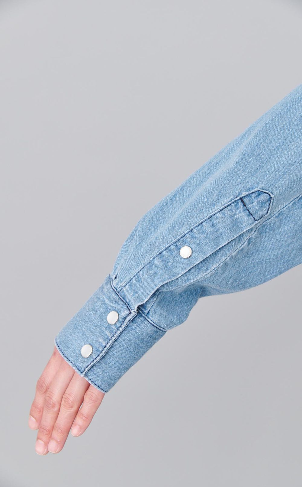 ボールライトデニムシャツ