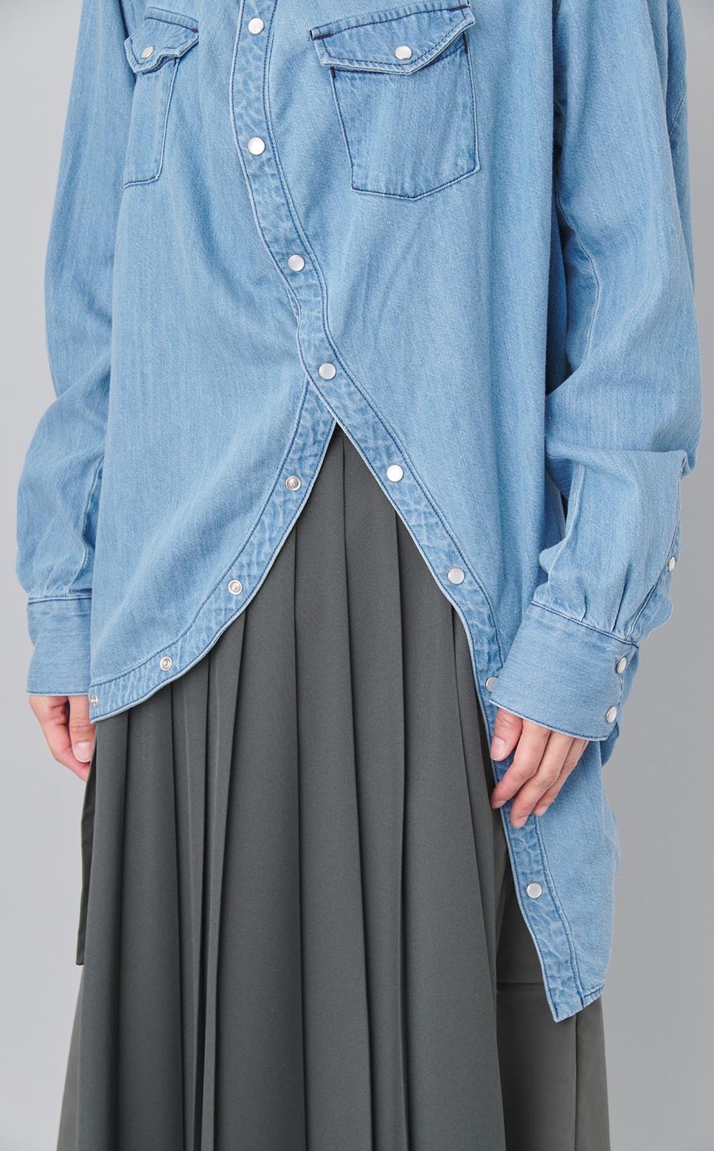 ボールライトデニムシャツ