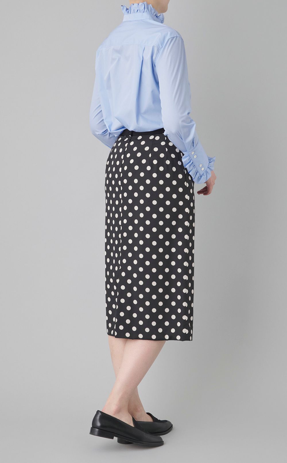 フリルデザインシャツ