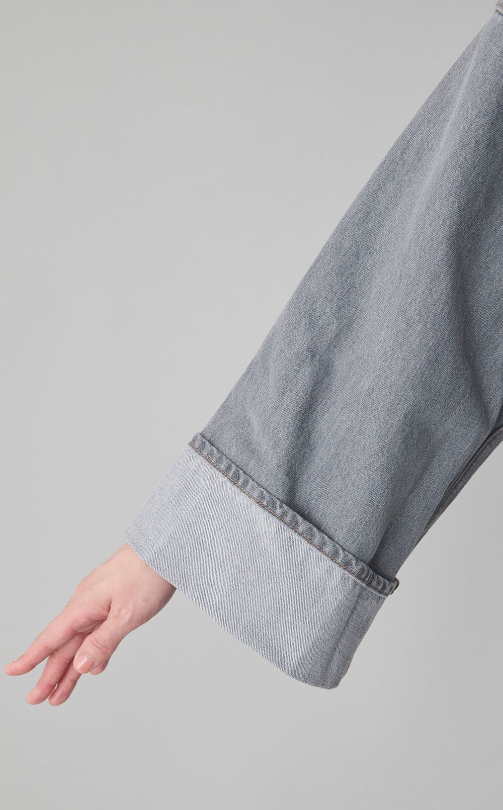 デニムショートブルゾン