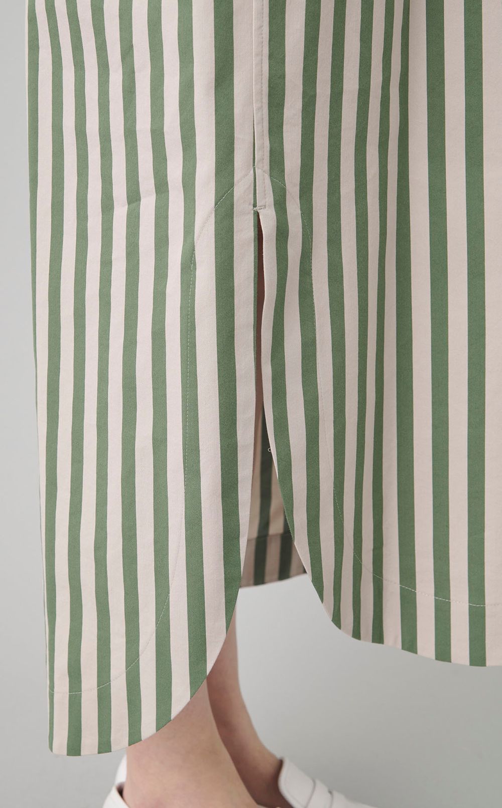 コットンストライプベルテッドワンピース