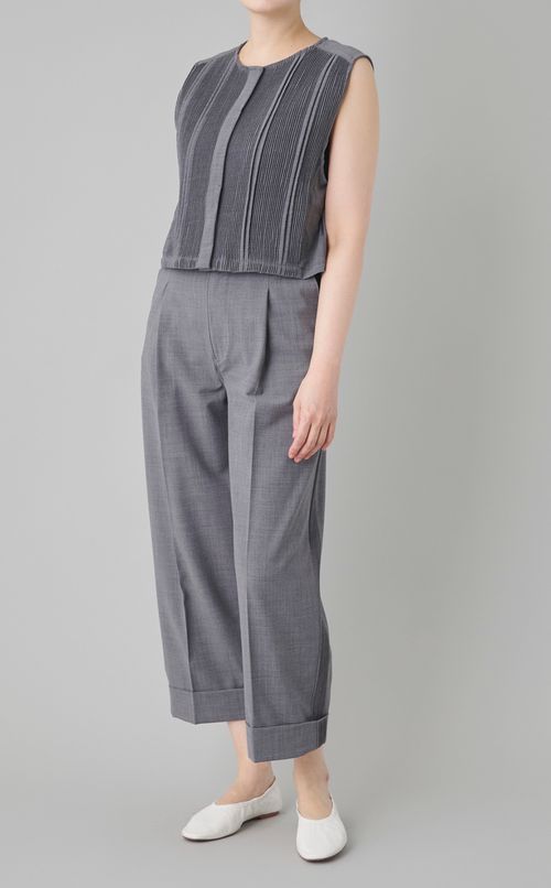 コットンタックノースリーブブラウス