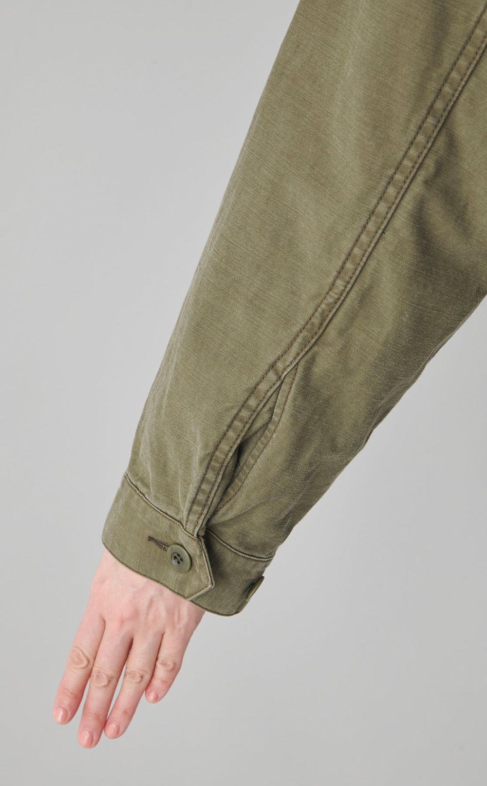 バックサテンミリタリージャケット