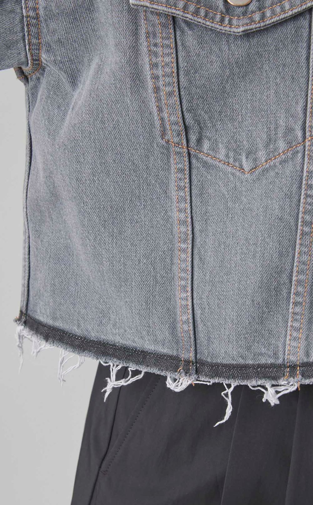 デニムショートブルゾン