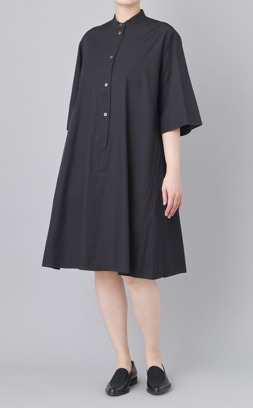 バンドカラー Aラインワンピース