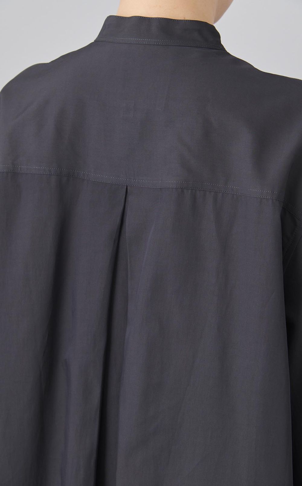 バンドカラー Aラインワンピース