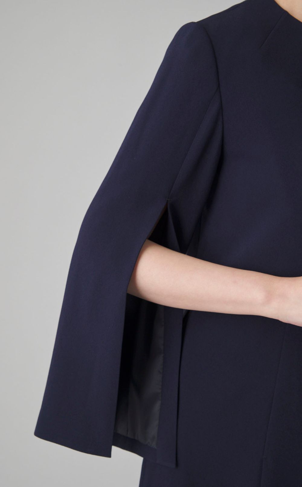 スリットスリーブショートジャケット