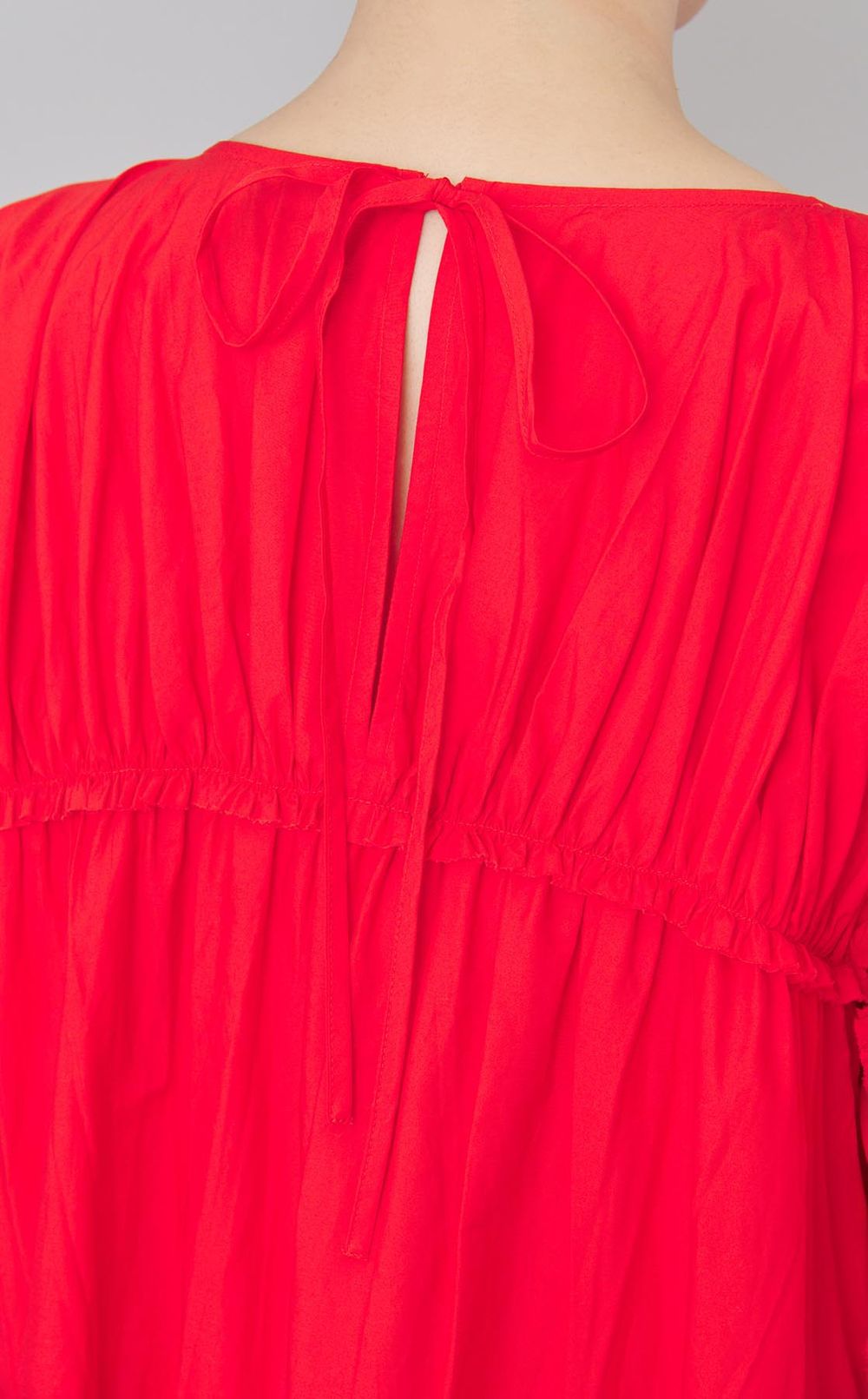 Inesギャザーワンピース