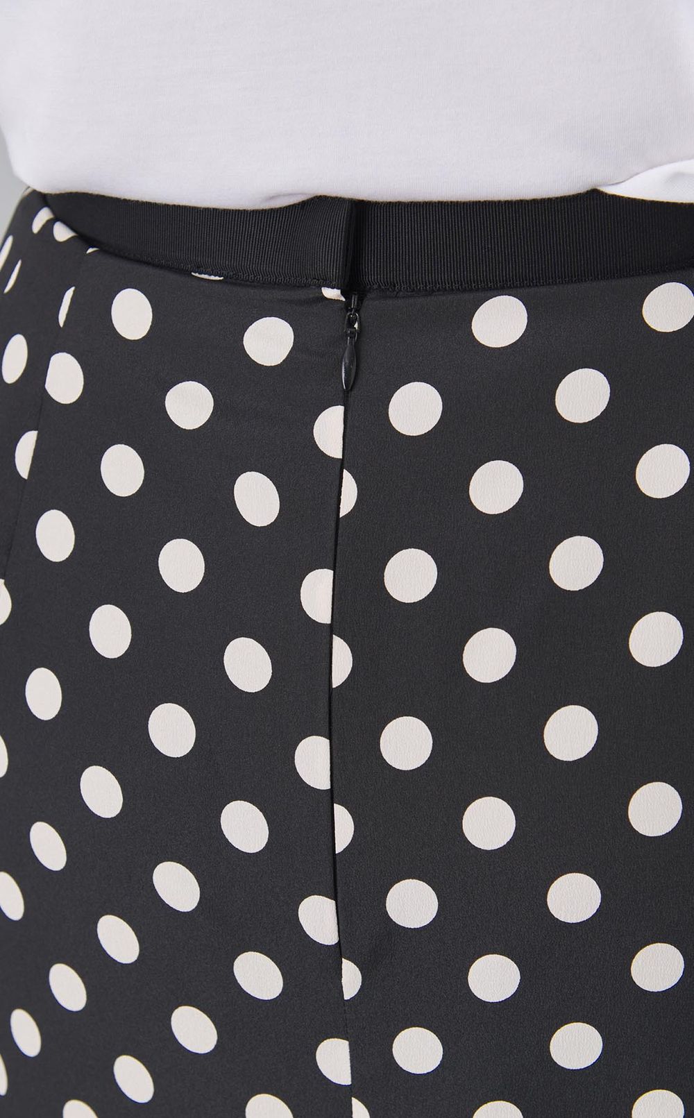 ドットミドル丈スカート