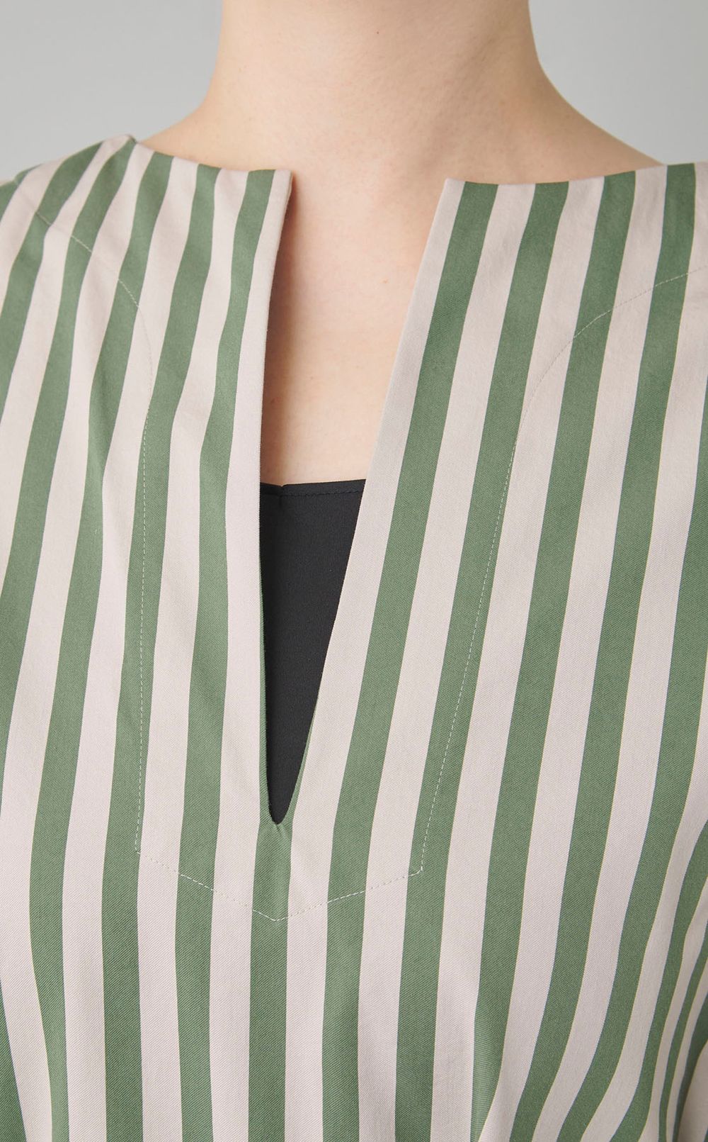 コットンストライプベルテッドワンピース