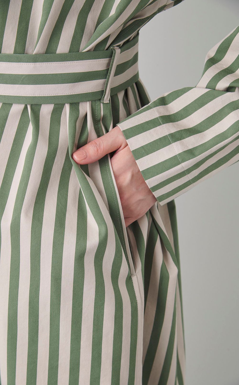 コットンストライプベルテッドワンピース