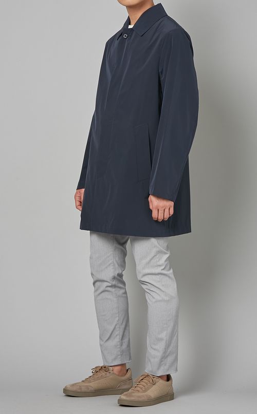 ストレッチナイロンコート