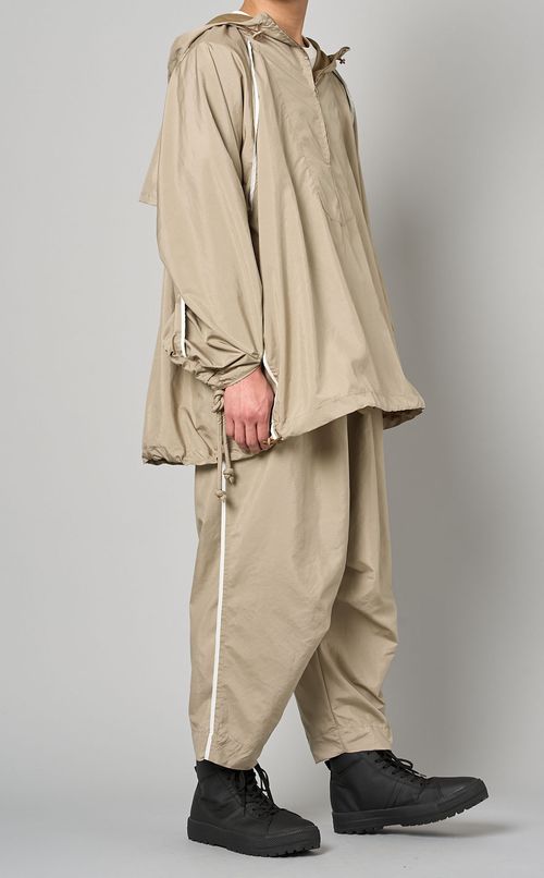 ラインデザインフーディ