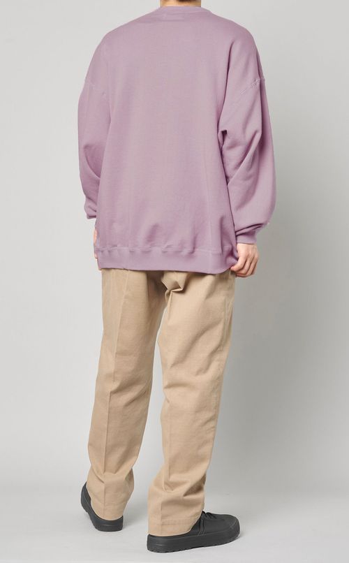 クルーネックプルオーバー